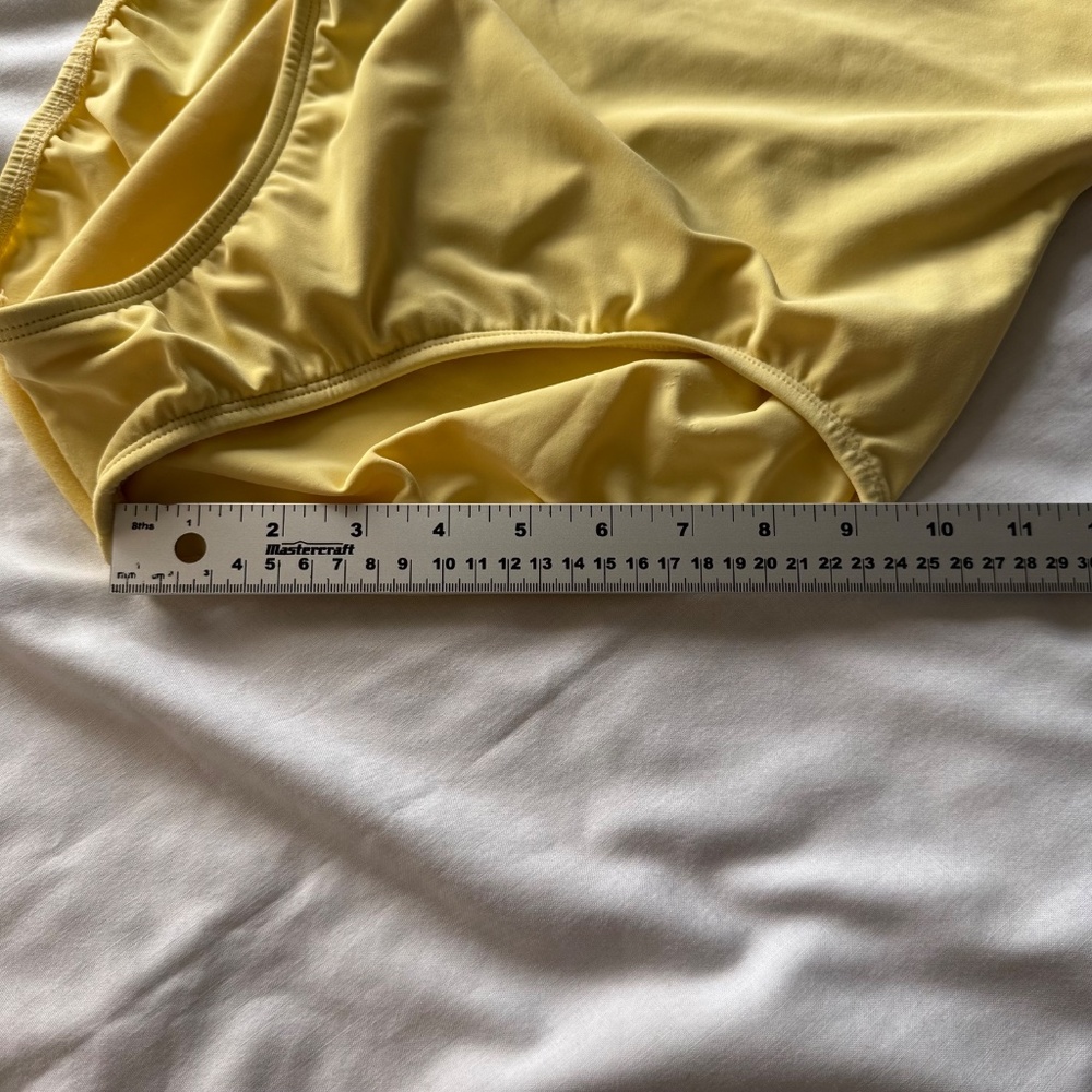 Talbots Women's Classic One Piece Swimsuit Yellow Size 12L Beach Pool Vacation - Picture 12 of 15